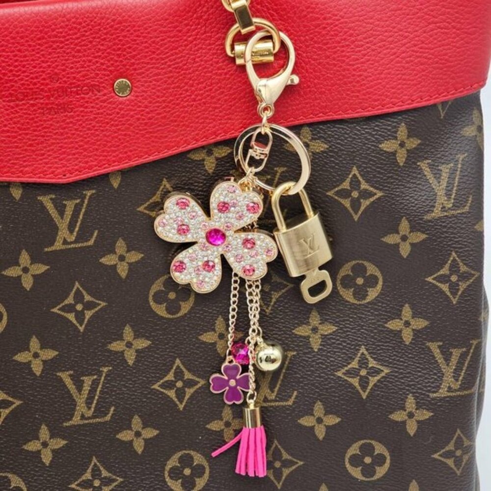 LV Gold Padlock & Key 🔒 Authentic Louis Vuitton Bag Unbranded Flower Charm